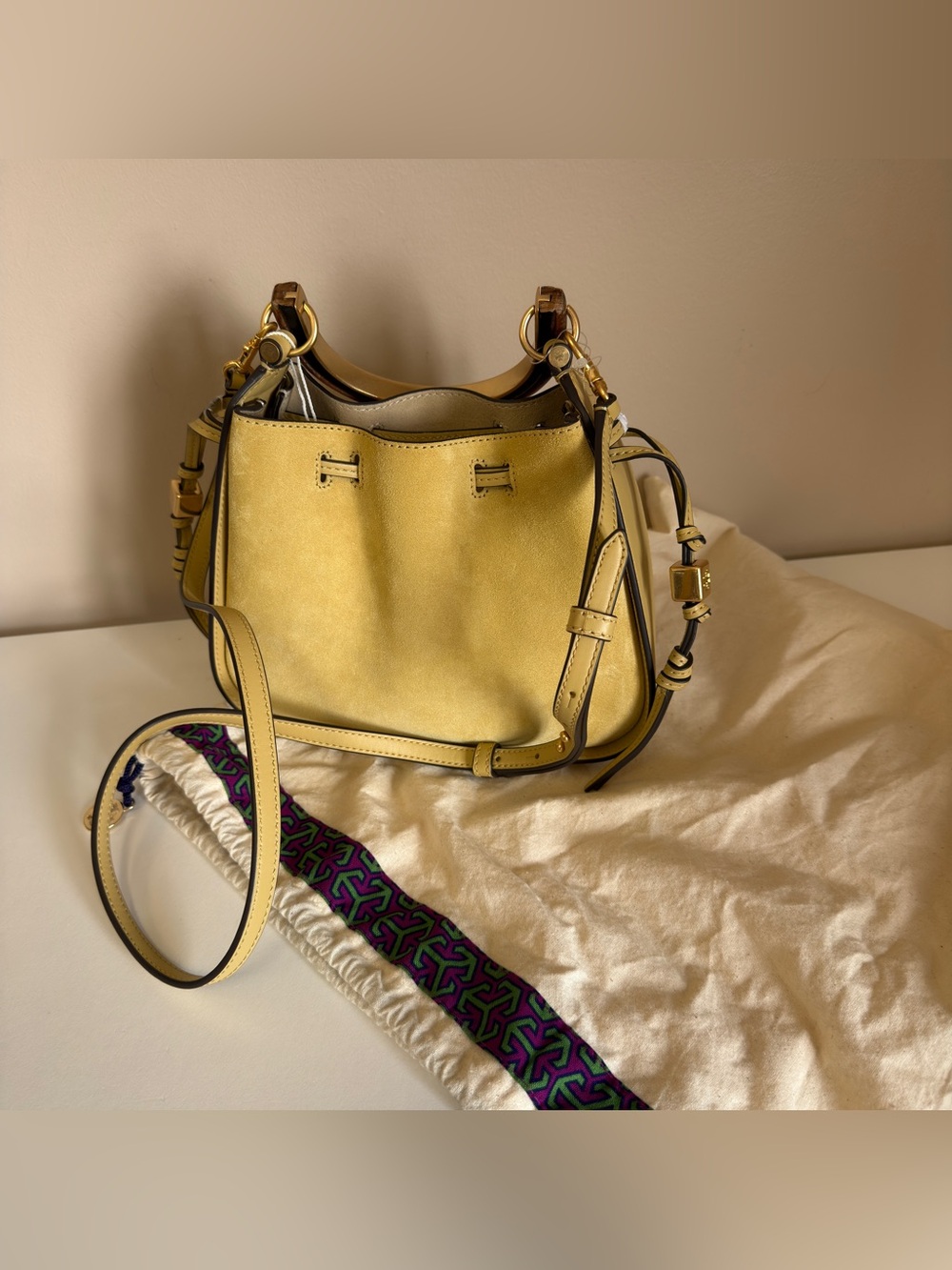 Tory Burch Miller suede cinch bag 135766 - Picture 3 of 13
